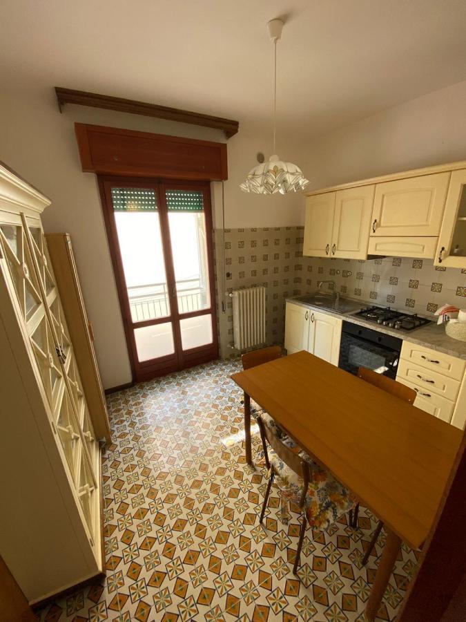 Appartamento Al Centro Storico Di Saint-Marin Extérieur photo